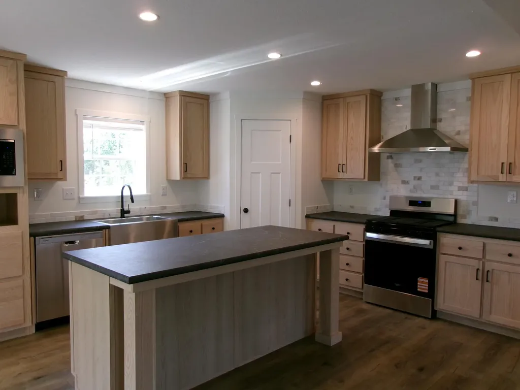 40 Anderson Drive Leeds ME 04263