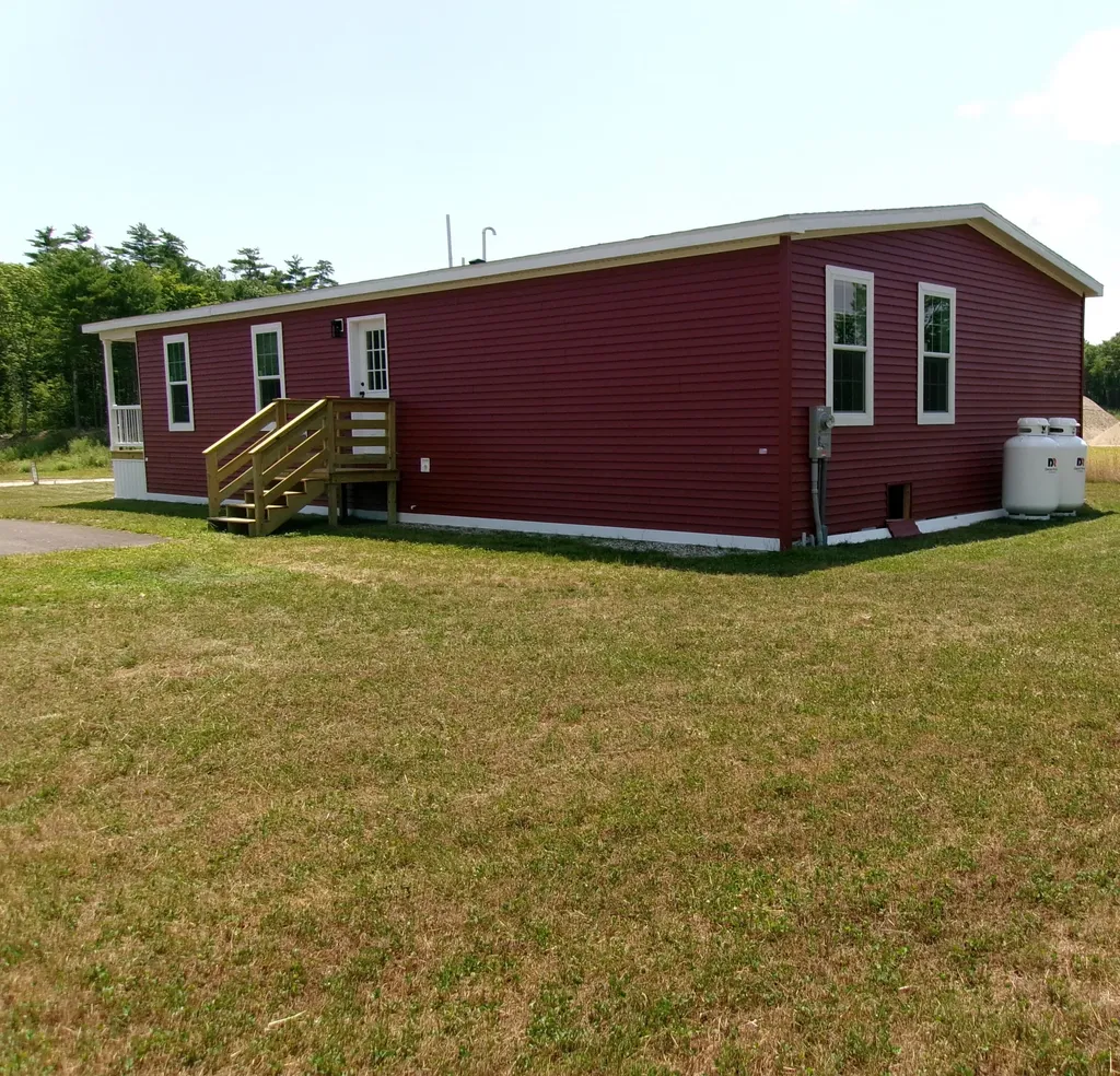 40 Anderson Drive Leeds ME 04263