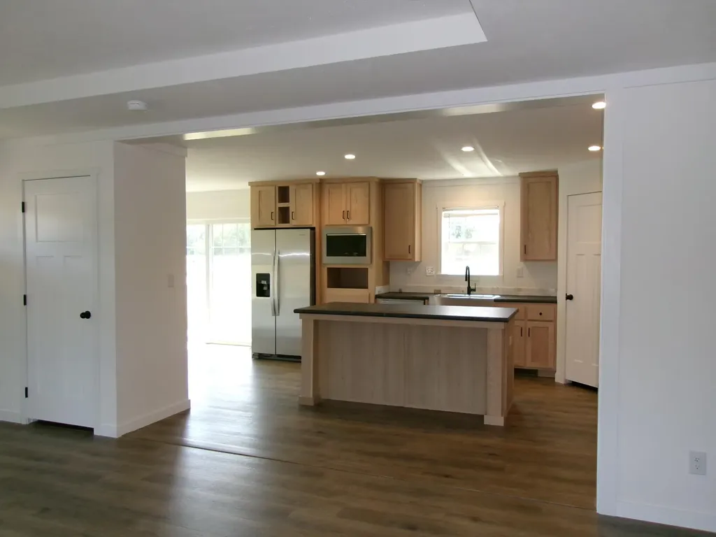 40 Anderson Drive Leeds ME 04263