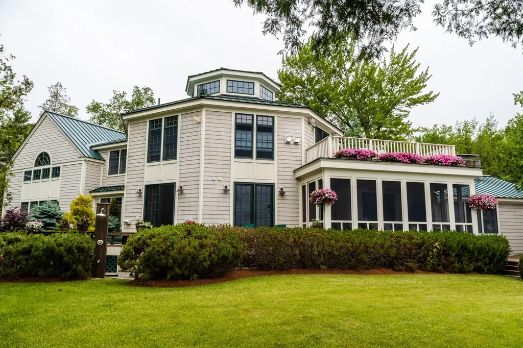 107 Barrows Point Road Newport ME 04953