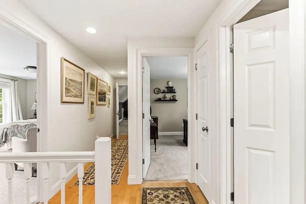 2 Beacon Street Kennebunk ME 04043