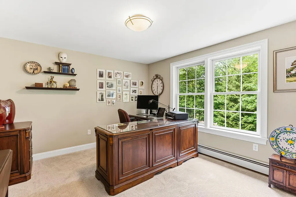 2 Beacon Street Kennebunk ME 04043