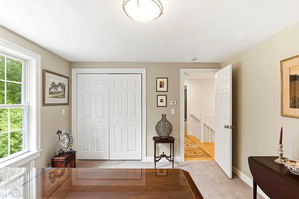 2 Beacon Street Kennebunk ME 04043