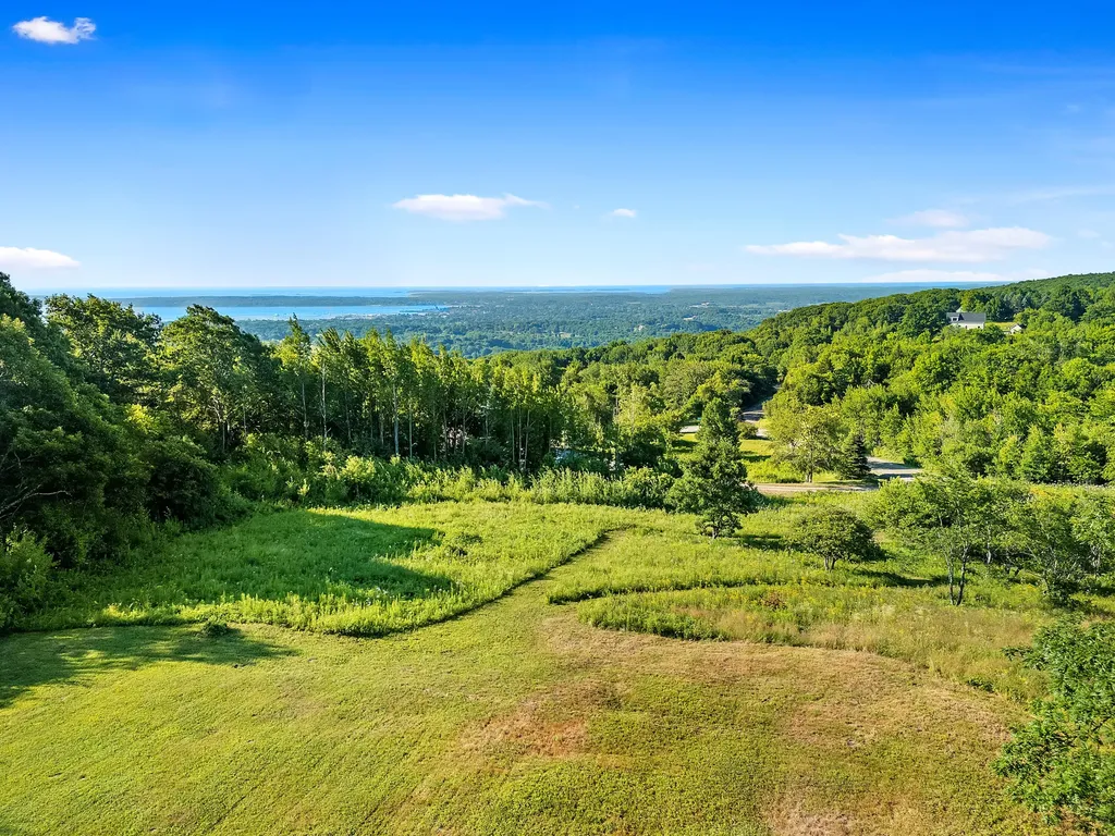 2 Sunrise Summit Rockland ME 04841
