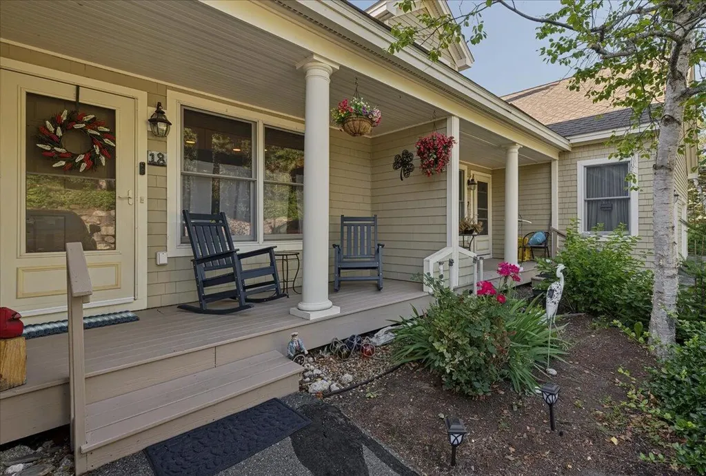 18 Harborview Drive Stockton Springs ME 04981