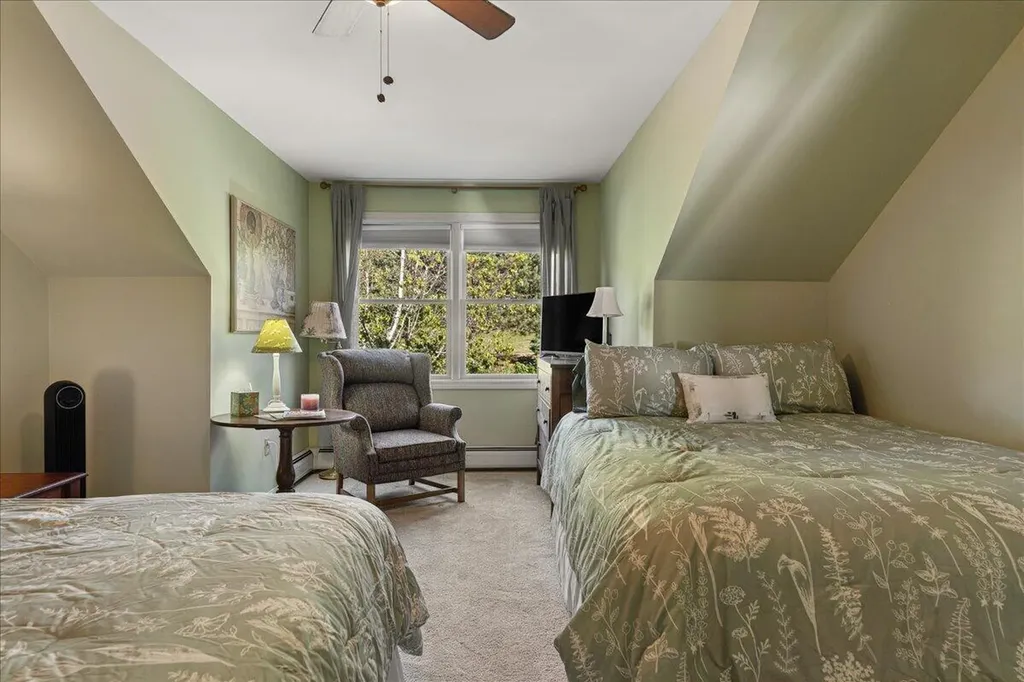 18 Harborview Drive Stockton Springs ME 04981
