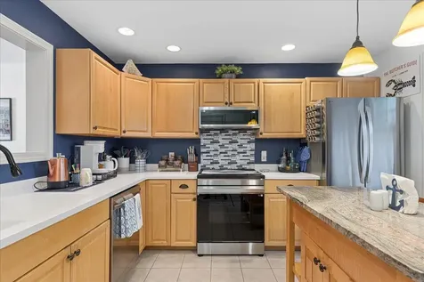 18 Harborview Drive Stockton Springs ME 04981
