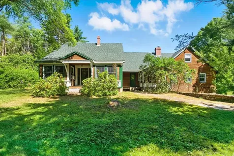 699 N High Street Bridgton ME 04009