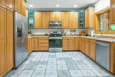 699 N High Street Bridgton ME 04009
