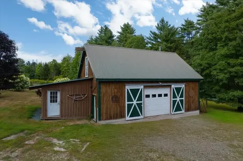 699 N High Street Bridgton ME 04009
