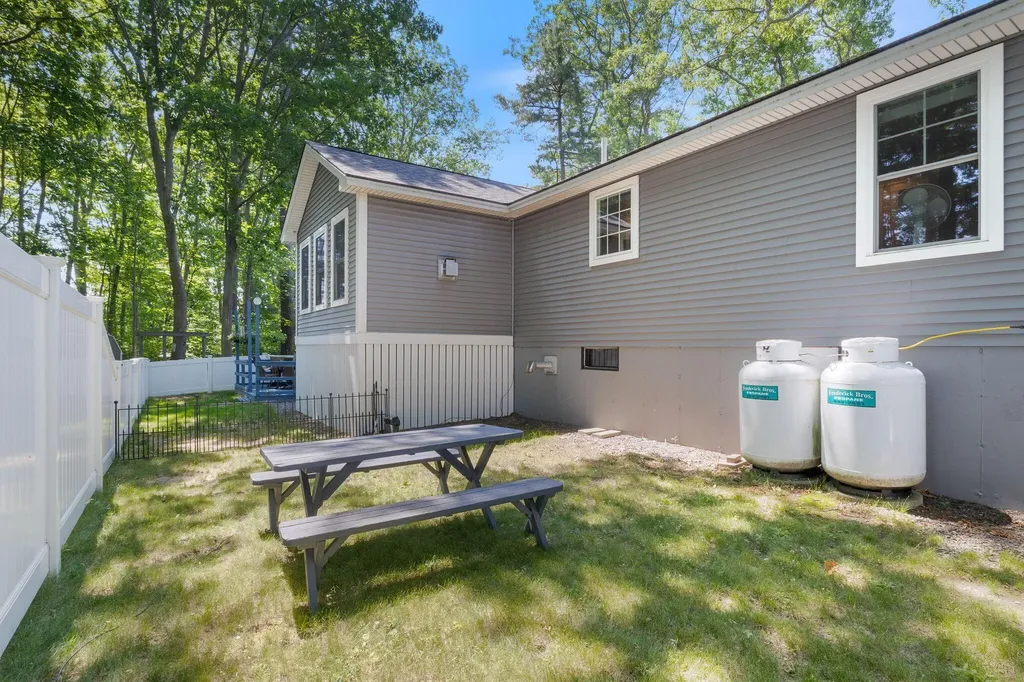 6 Bower Lane Old Orchard Beach ME 04064