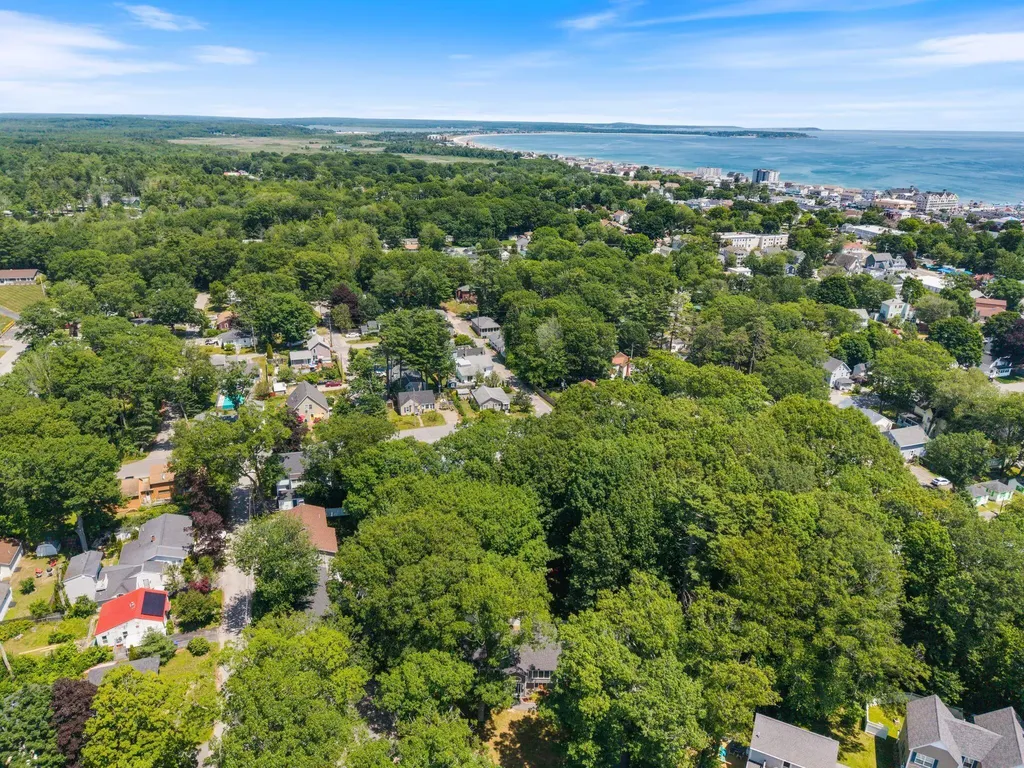 6 Bower Lane Old Orchard Beach ME 04064