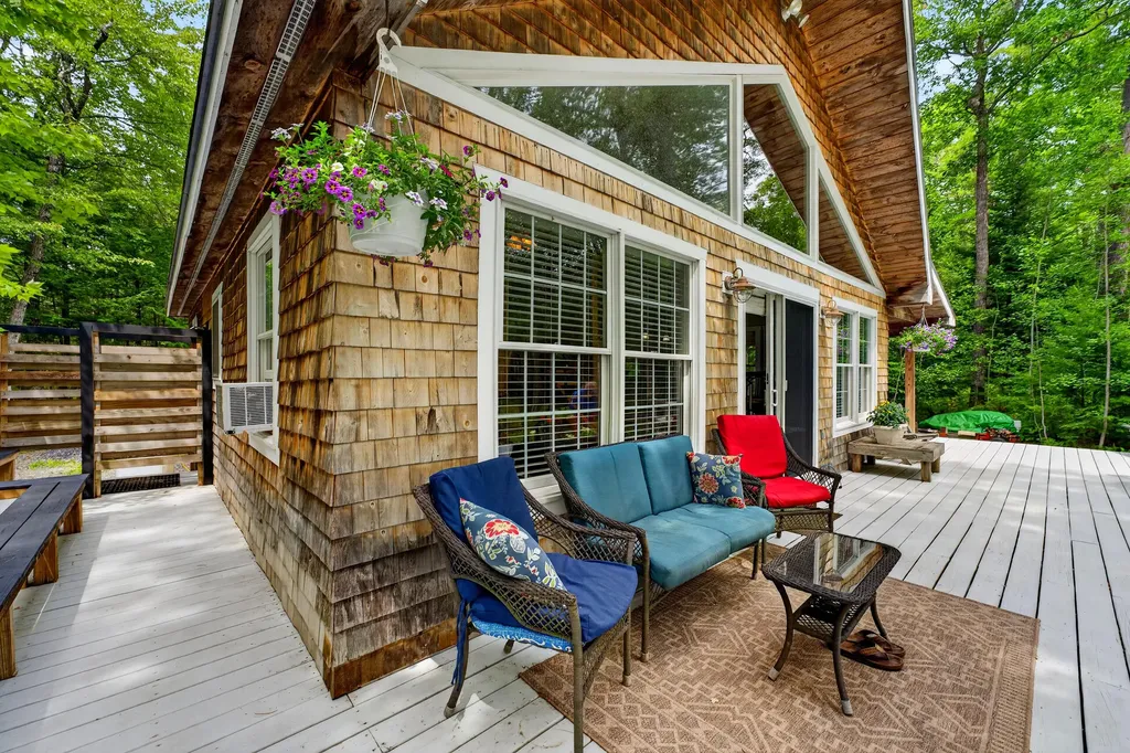 6 Lake Como Drive Harmony ME 04942