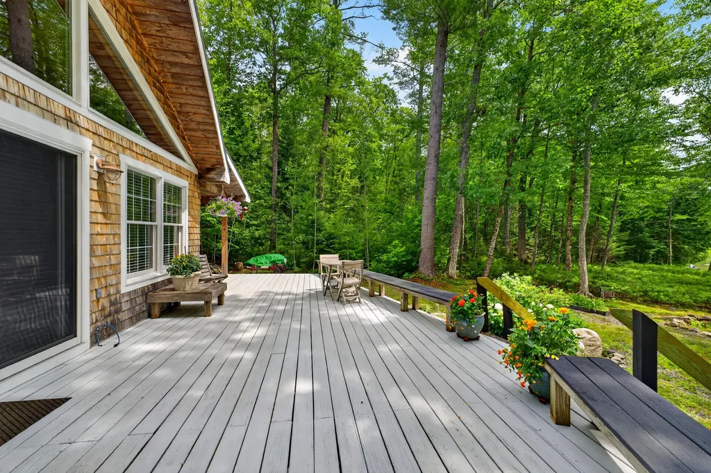 6 Lake Como Drive Harmony ME 04942