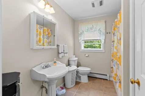 77 Harriseckett Road Wells ME 04090
