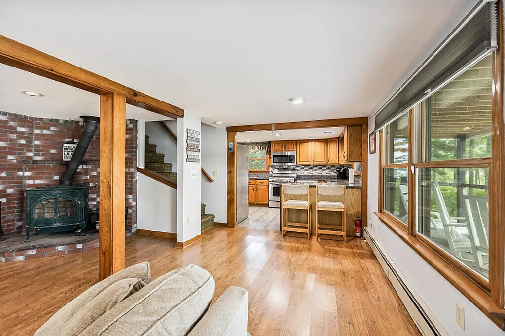 85 Woods Grove Lane Winthrop ME 04364