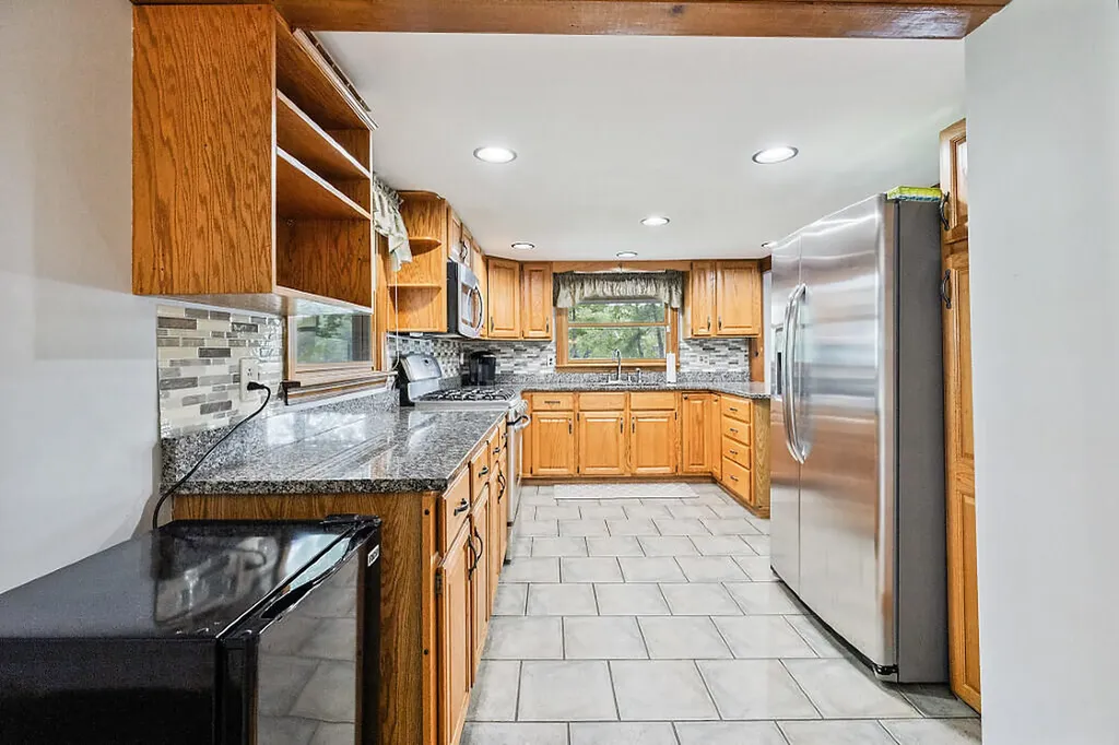 85 Woods Grove Lane Winthrop ME 04364