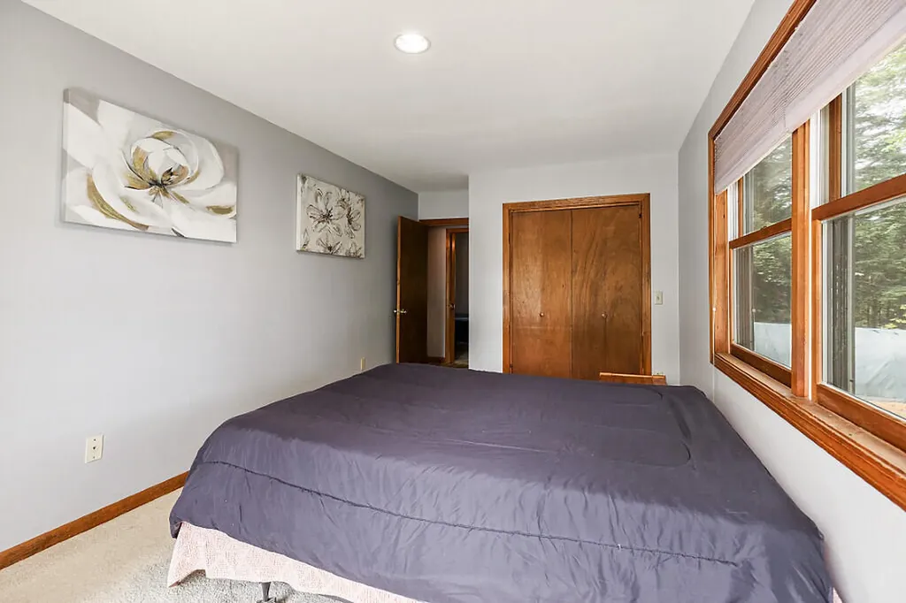 85 Woods Grove Lane Winthrop ME 04364