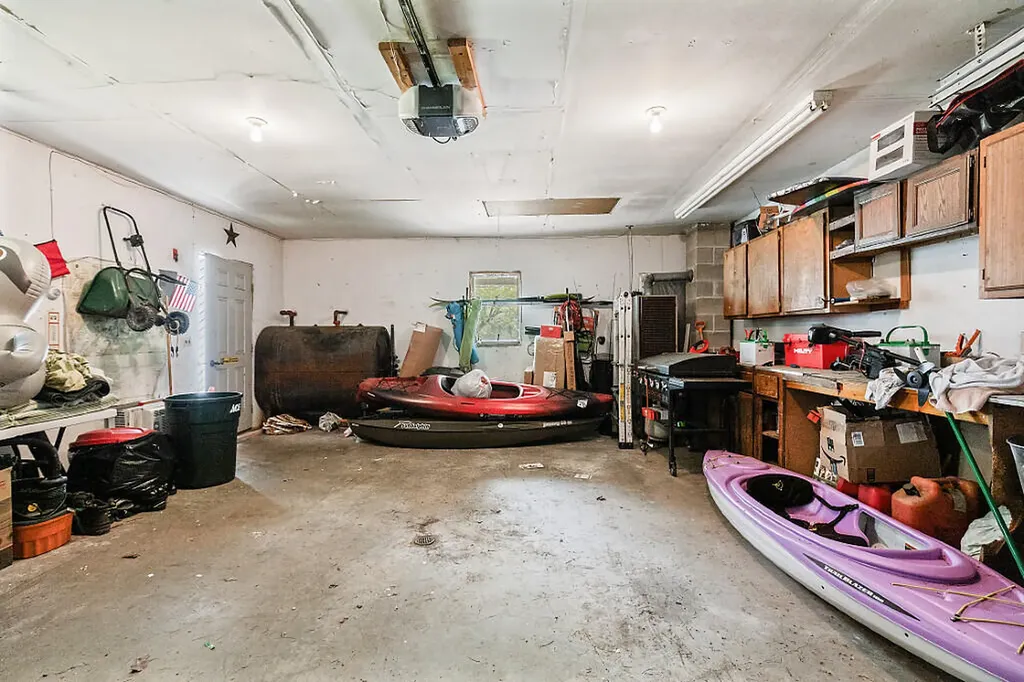 85 Woods Grove Lane Winthrop ME 04364