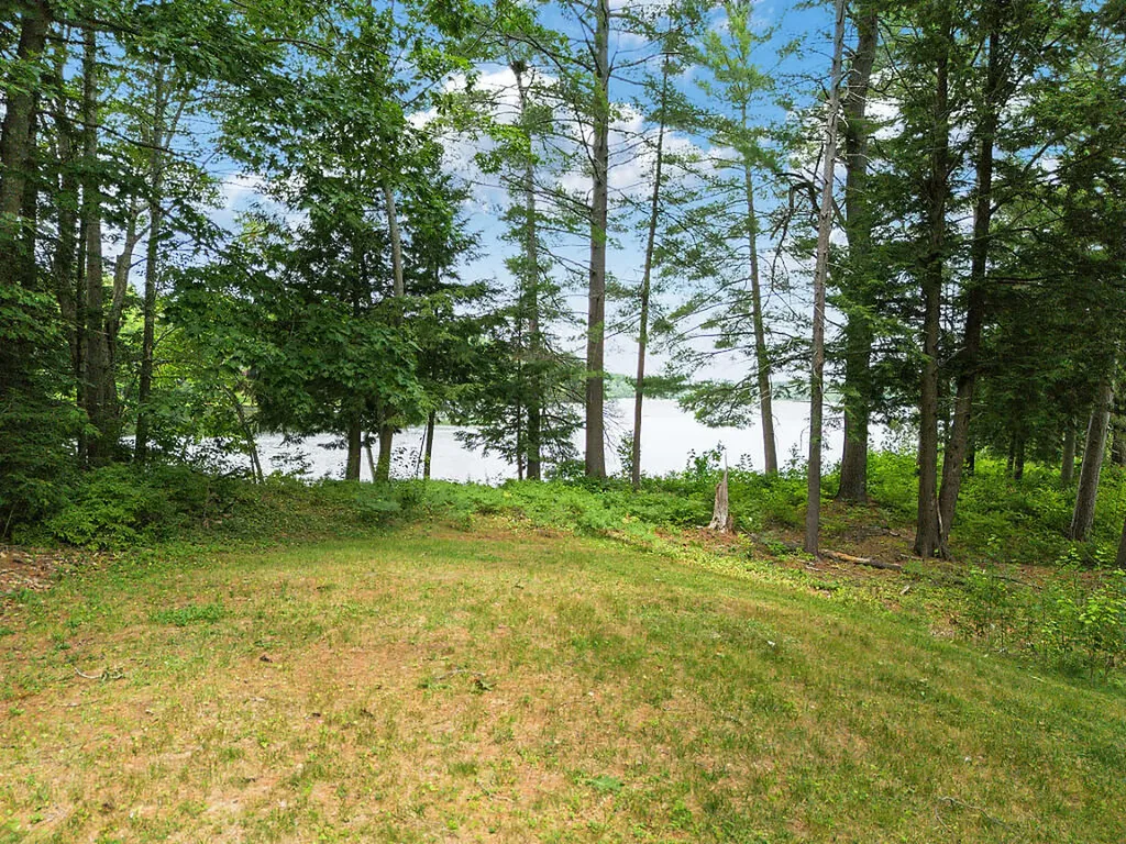 85 Woods Grove Lane Winthrop ME 04364