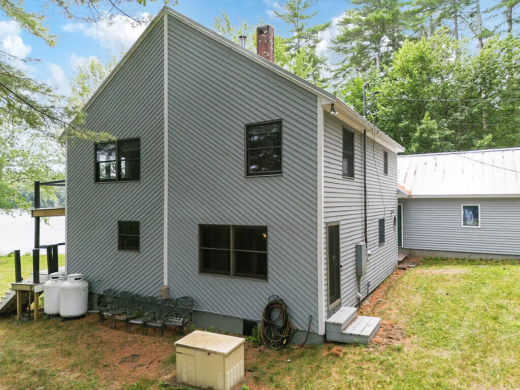 85 Woods Grove Lane Winthrop ME 04364