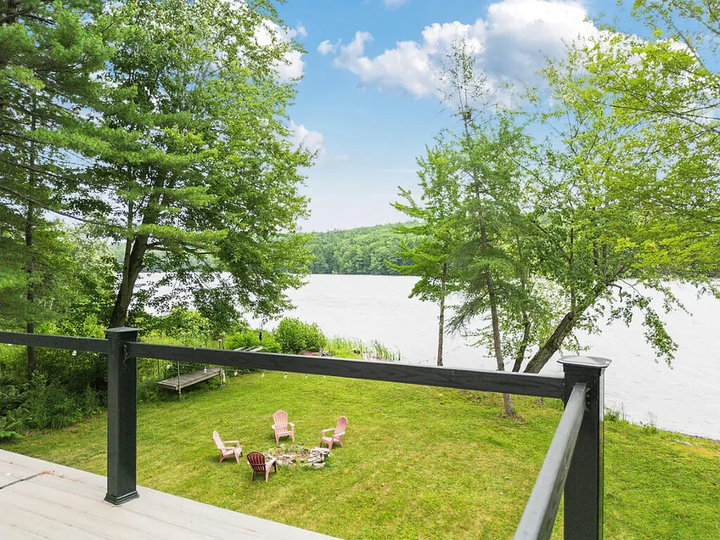 85 Woods Grove Lane Winthrop ME 04364