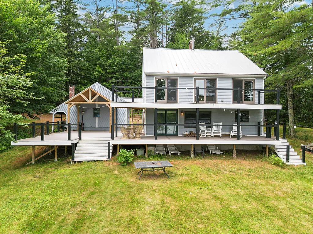 85 Woods Grove Lane Winthrop ME 04364