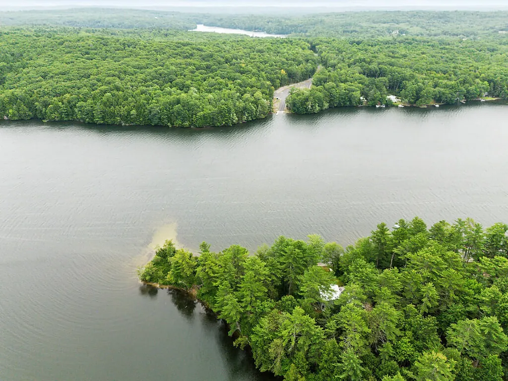 85 Woods Grove Lane Winthrop ME 04364