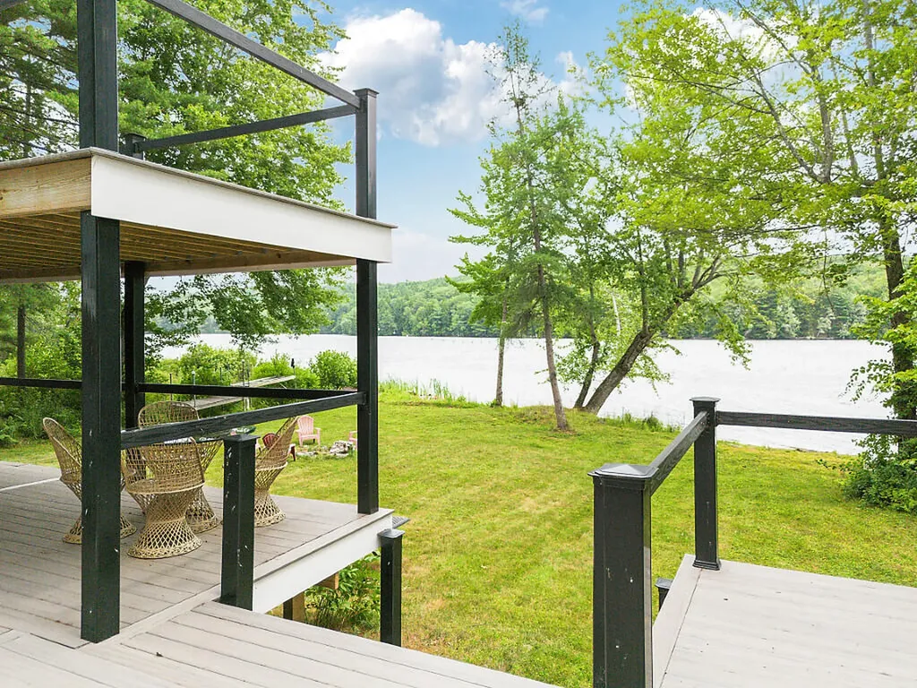 85 Woods Grove Lane Winthrop ME 04364