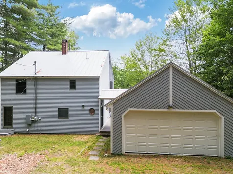 85 Woods Grove Lane Winthrop ME 04364