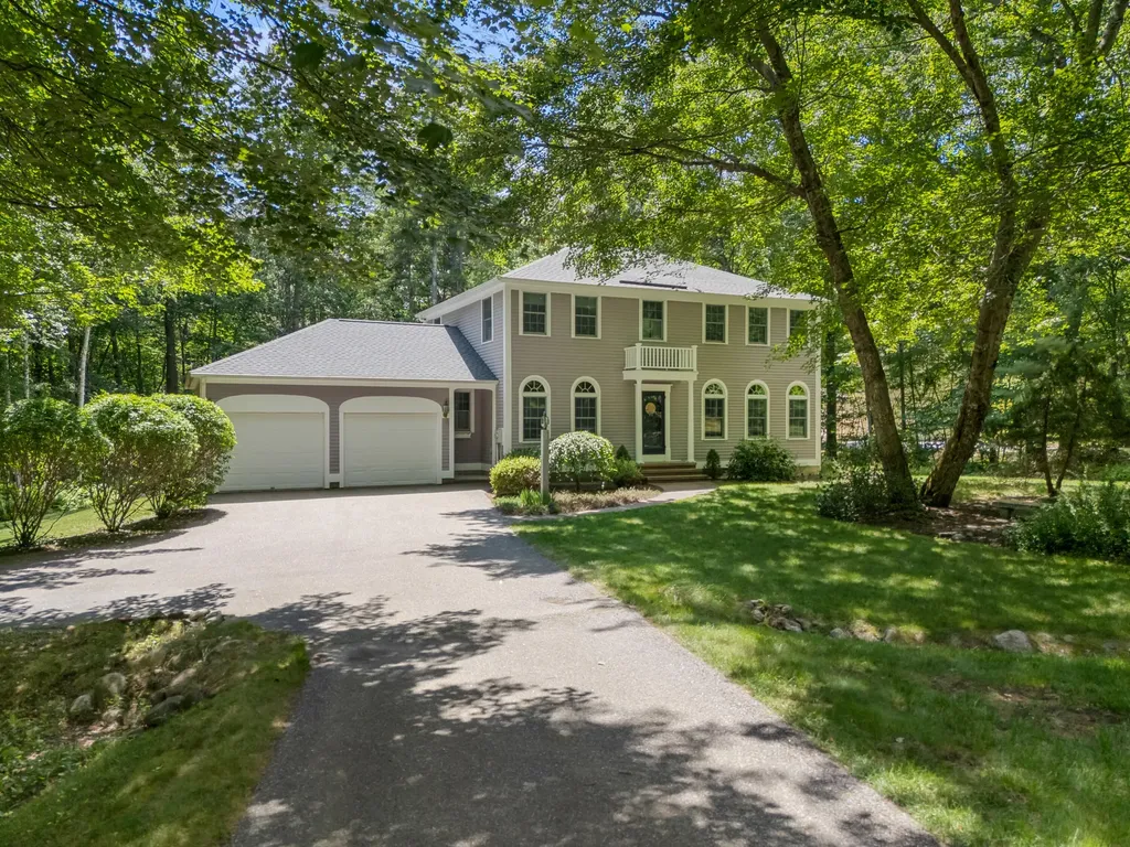 Kennebunk ME, 12 Alewive Farms Road