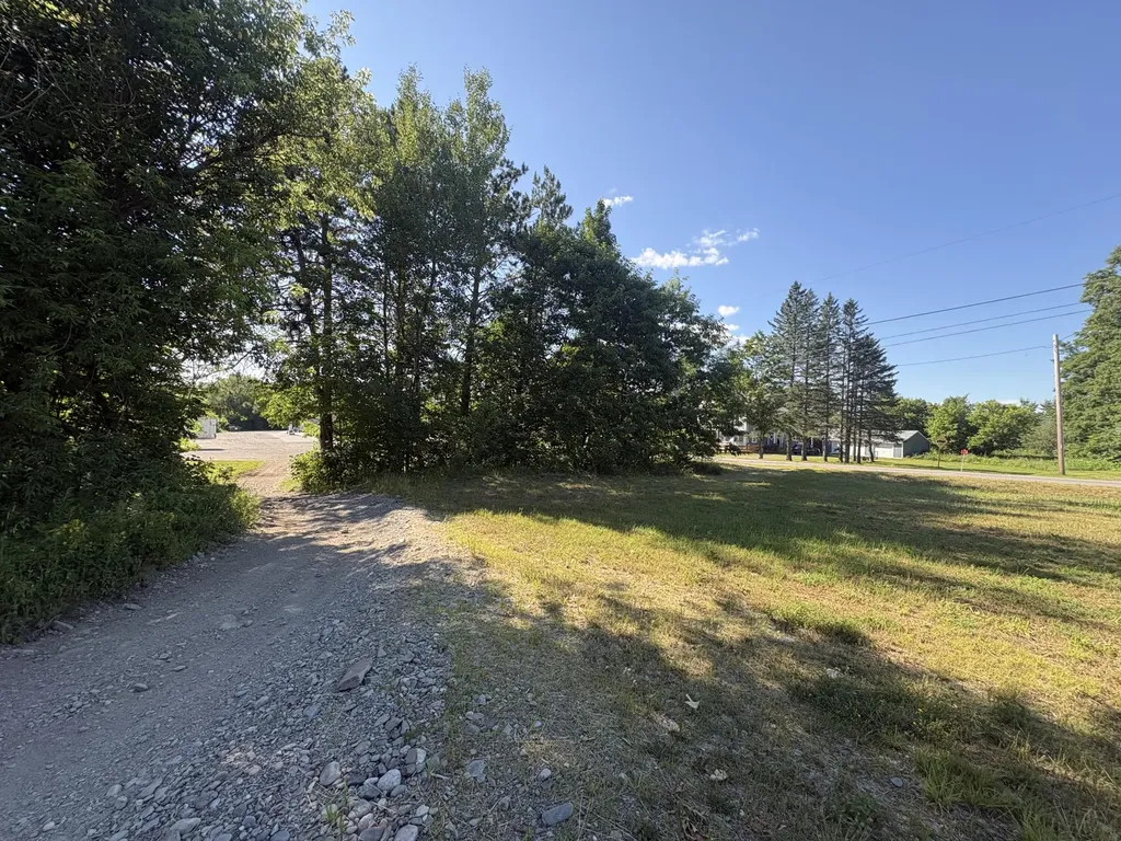 MAP21LOT32 Lee Road Lee ME 04455
