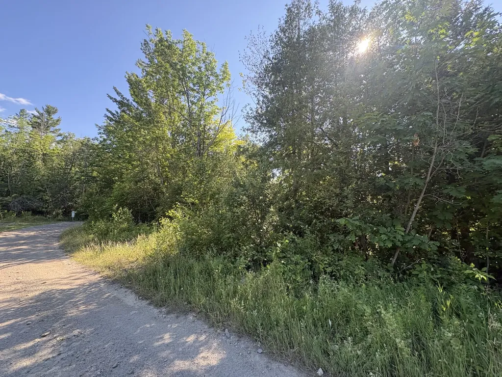 MAP21LOT32 Lee Road Lee ME 04455
