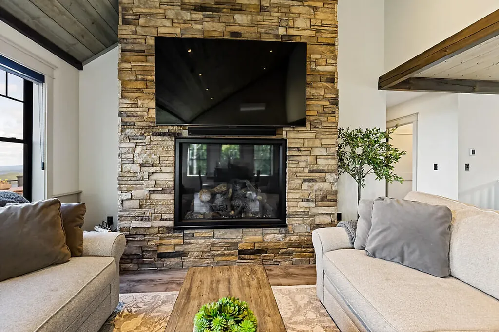84 Moosehead Isle Road Greenville ME 04441
