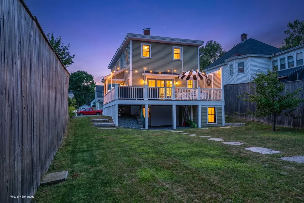 143 Maple Street Bangor ME 04401