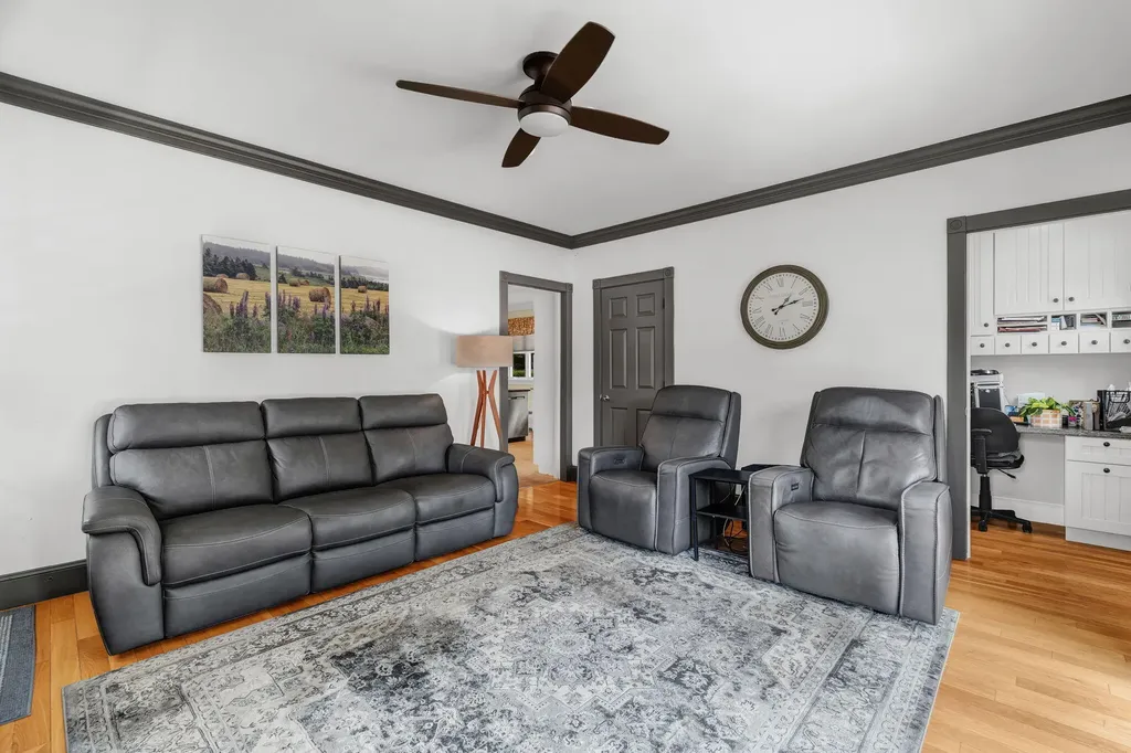 143 Maple Street Bangor ME 04401