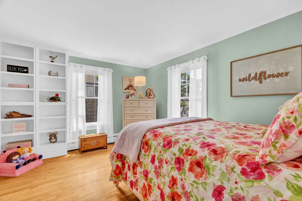 143 Maple Street Bangor ME 04401
