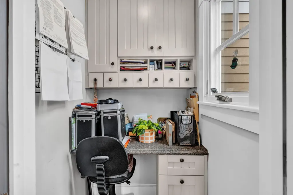 143 Maple Street Bangor ME 04401