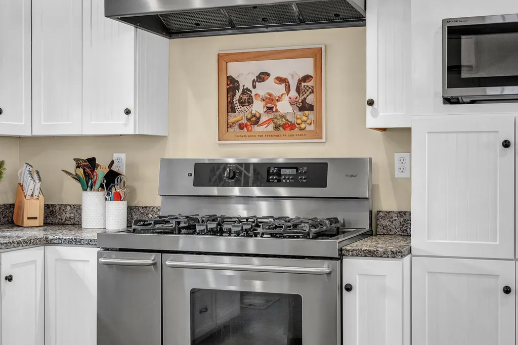 143 Maple Street Bangor ME 04401
