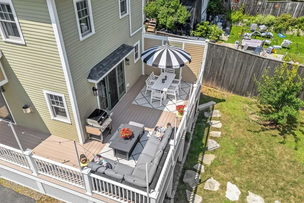 143 Maple Street Bangor ME 04401