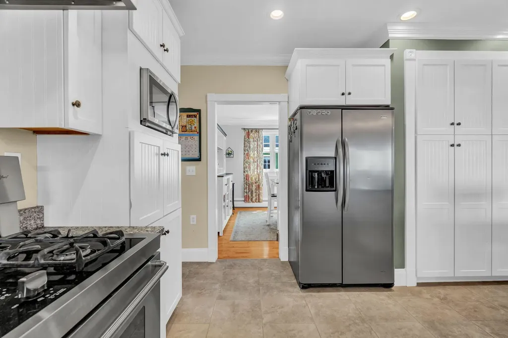 143 Maple Street Bangor ME 04401