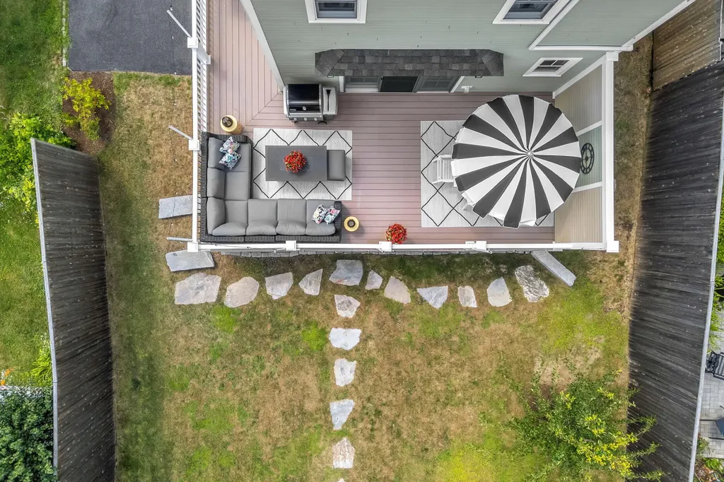 143 Maple Street Bangor ME 04401