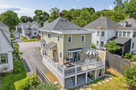143 Maple Street Bangor ME 04401