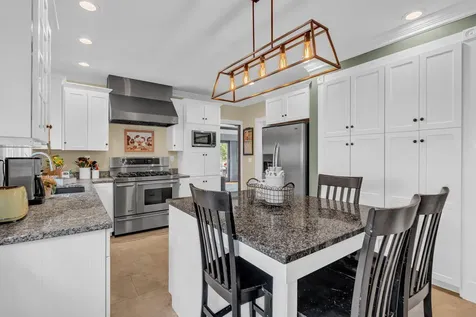 143 Maple Street Bangor ME 04401