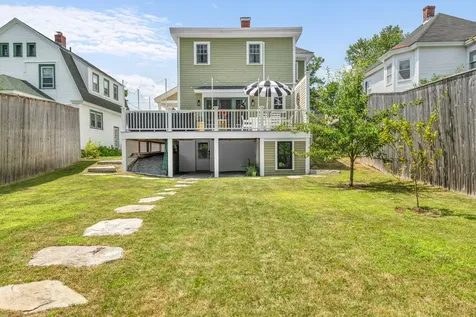 143 Maple Street Bangor ME 04401