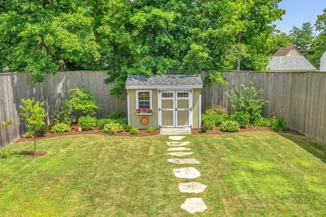 143 Maple Street Bangor ME 04401