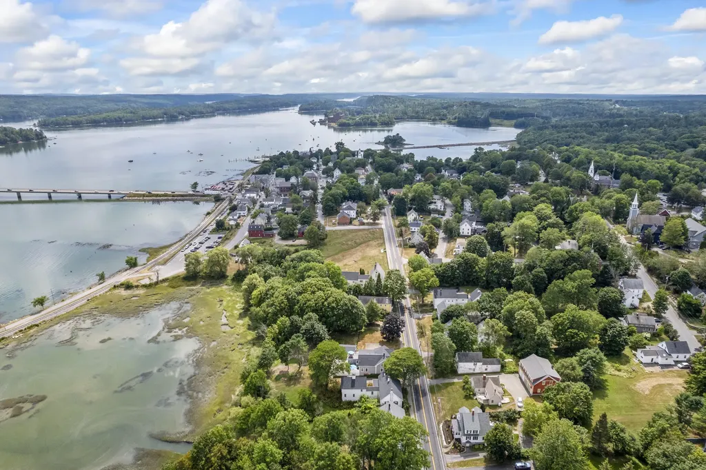 43-45 Water Street Wiscasset ME 04578