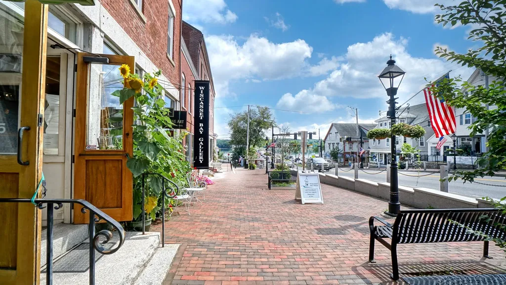 43-45 Water Street Wiscasset ME 04578