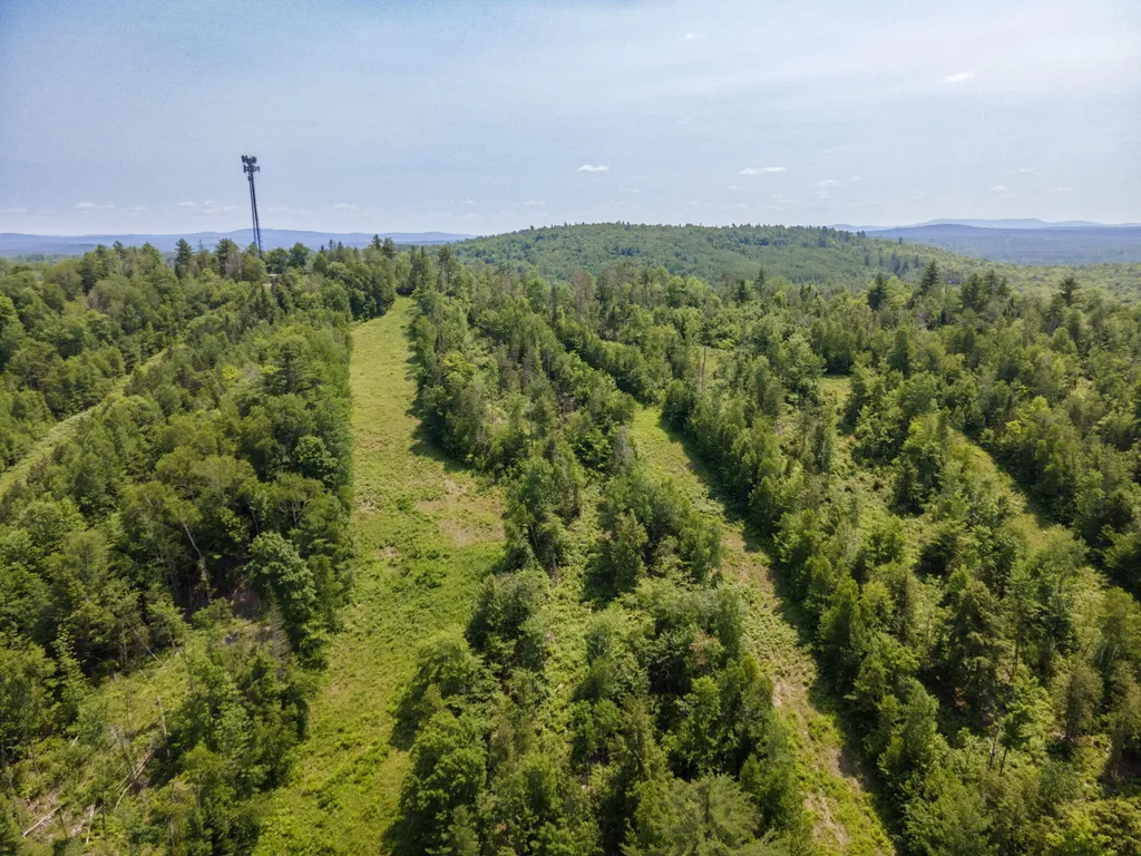 2801 Lee Road Lee ME 04455