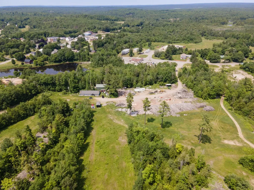 2801 Lee Road Lee ME 04455